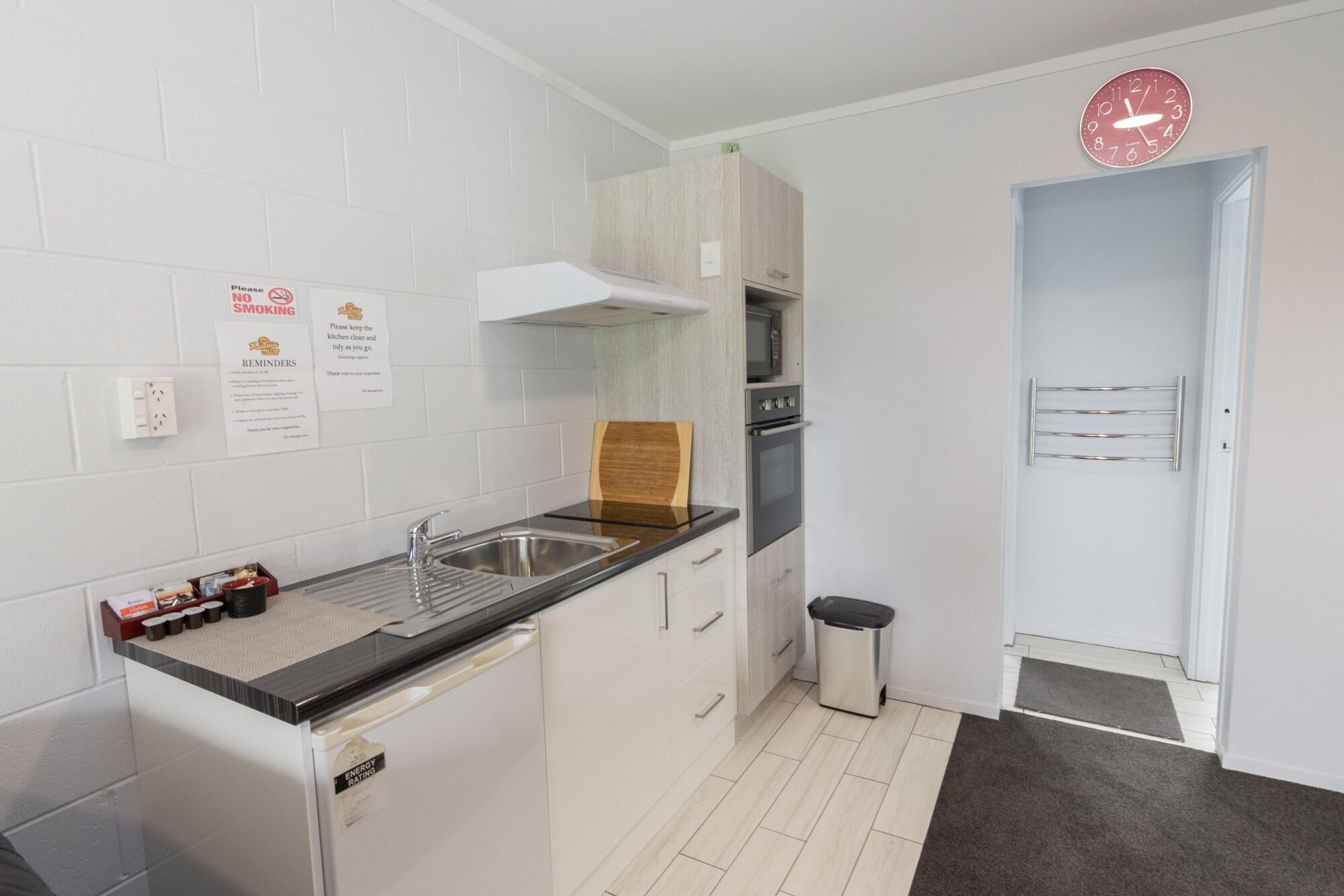 Motor 3* Kaitaia